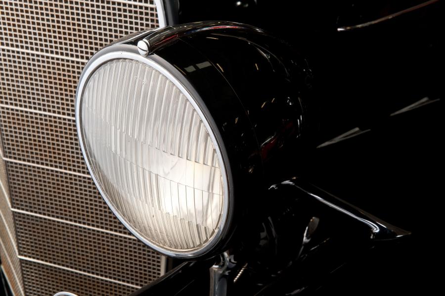  Cadillac Series 60 7-Passenger Limousine by Fleetwood 1933 года  (фото 14 из 21)